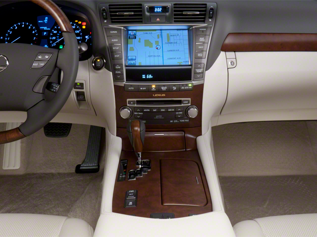 2010 Lexus LS 460 Base (A8)